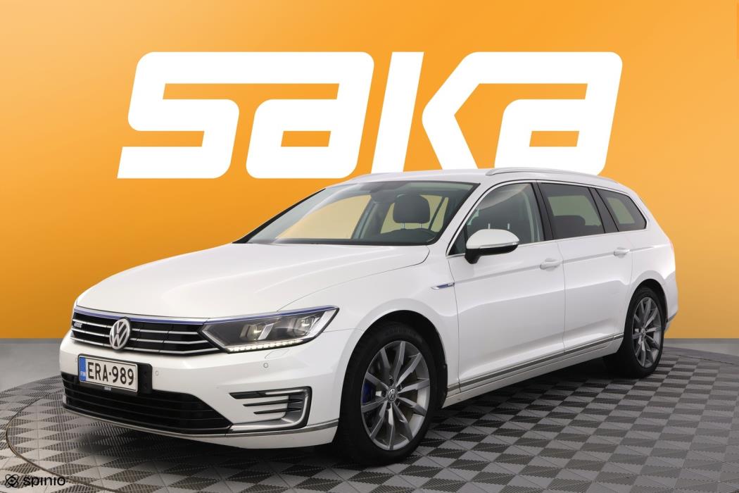 VOLKSWAGEN Passat 2016