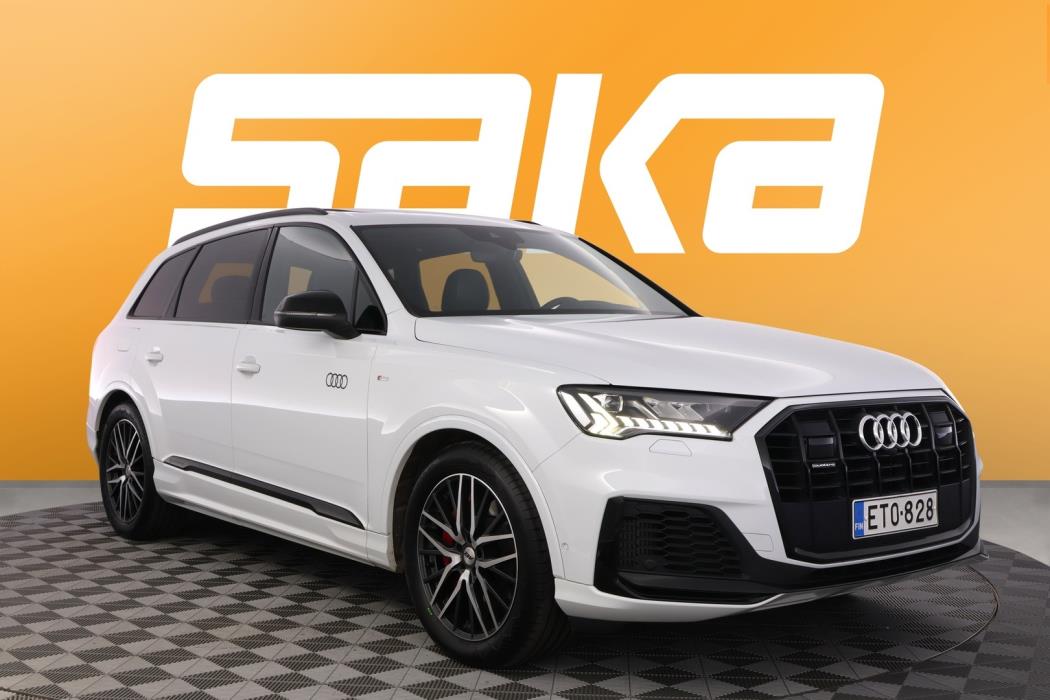 AUDI Q7 2021
