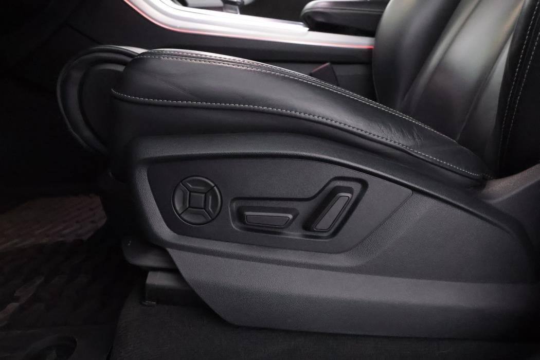 AUDI Q7 2021