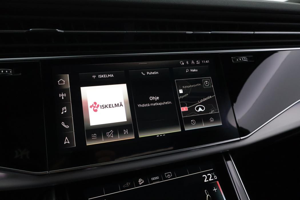 AUDI Q7 2021