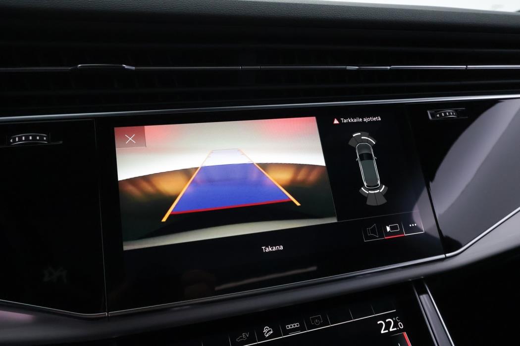 AUDI Q7 2021