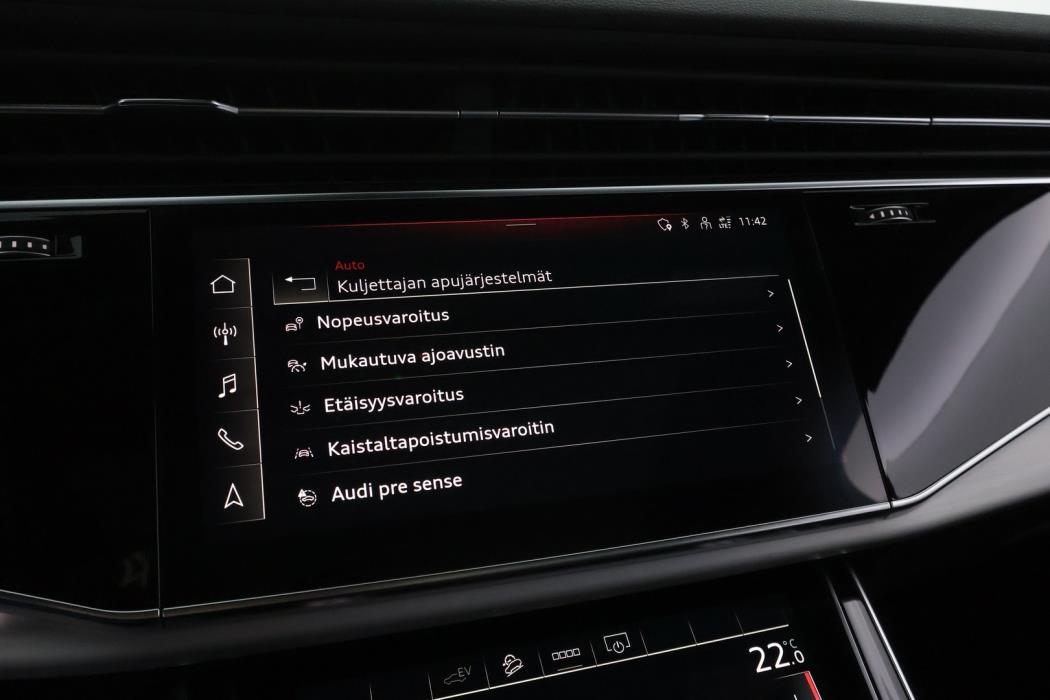 AUDI Q7 2021