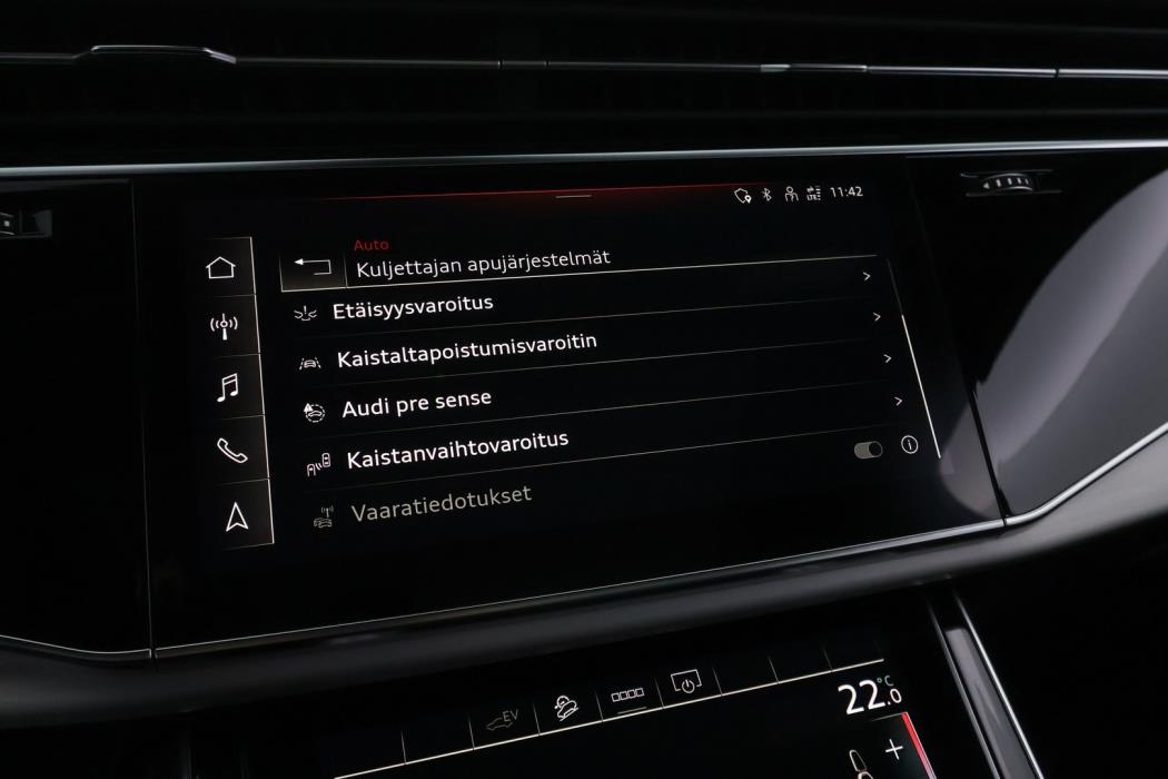 AUDI Q7 2021