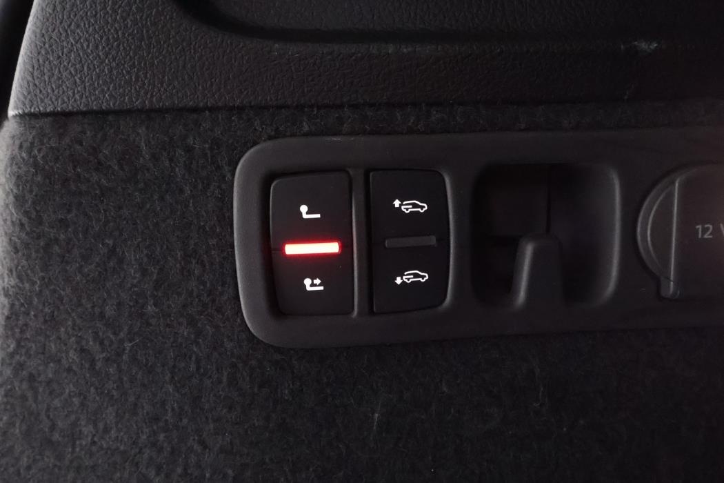 AUDI Q7 2021