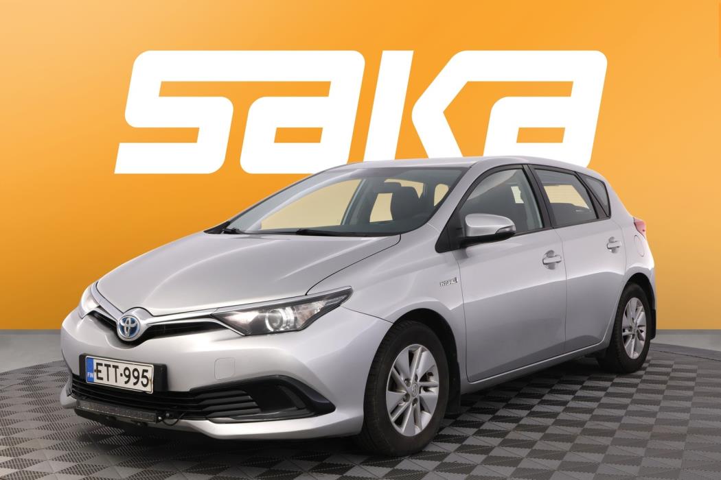 TOYOTA Auris 2016