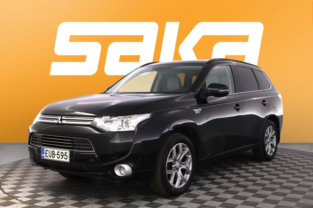 MITSUBISHI Outlander PHEV 2015