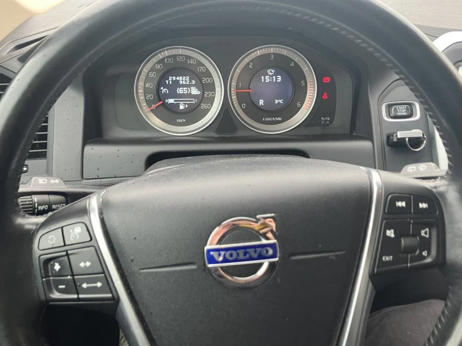 VOLVO XC60 2012