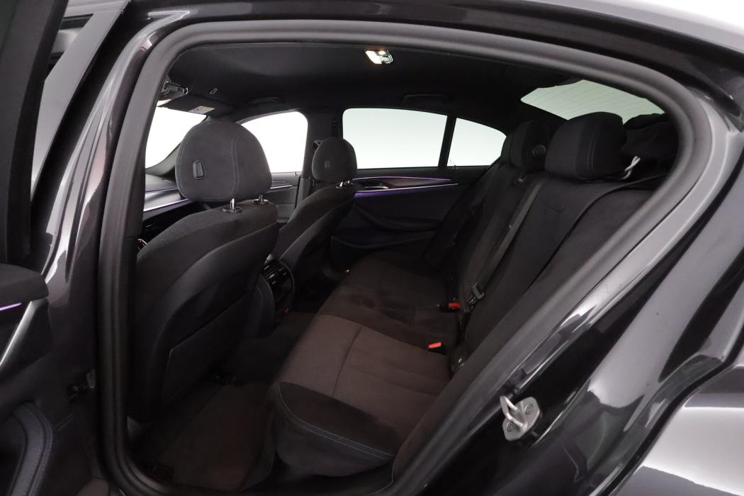 BMW 545 2021