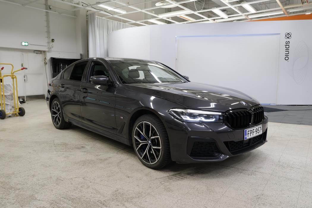 BMW 545 2021