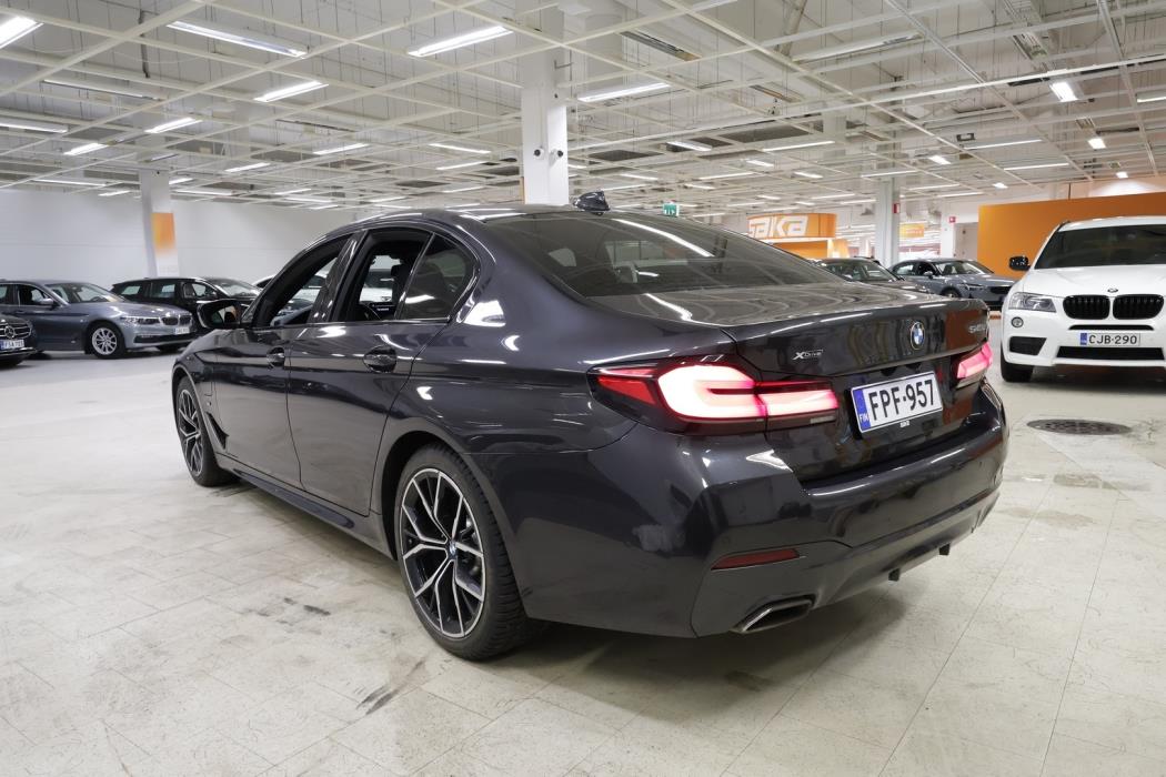 BMW 545 2021
