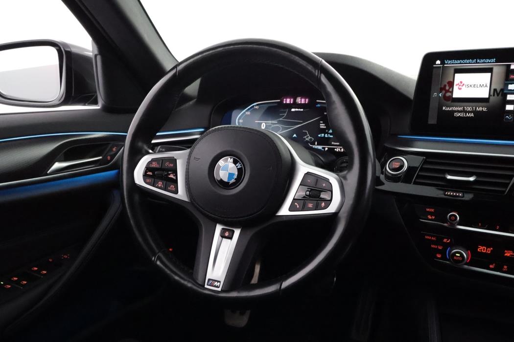 BMW 545 2021