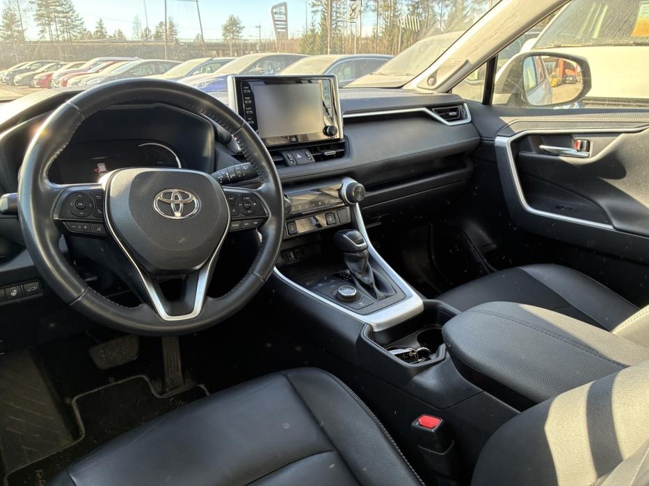 TOYOTA RAV4 2019