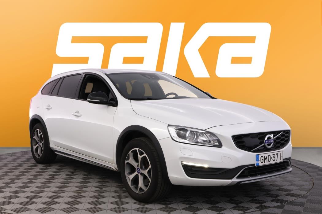 VOLVO V60 Cross Country 2018
