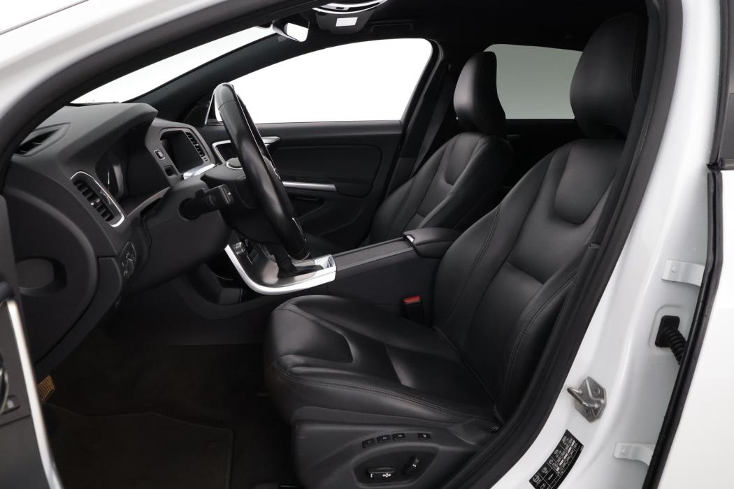 VOLVO V60 Cross Country 2018