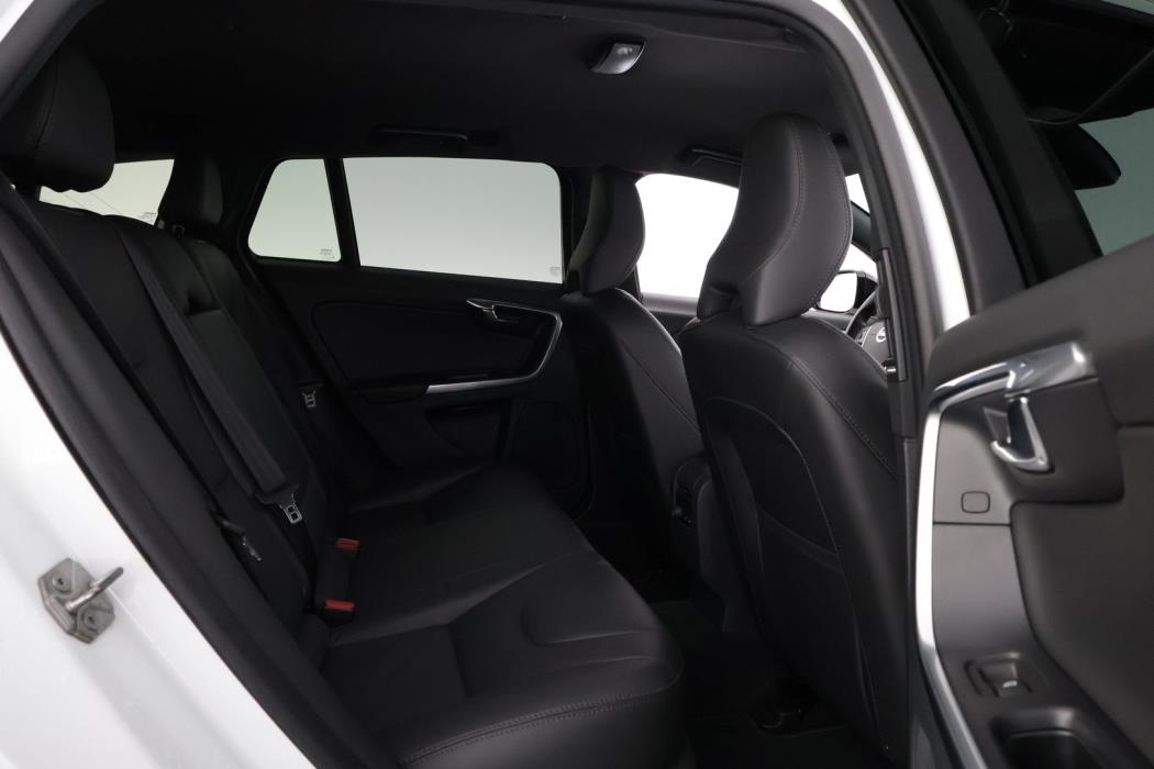 VOLVO V60 Cross Country 2018