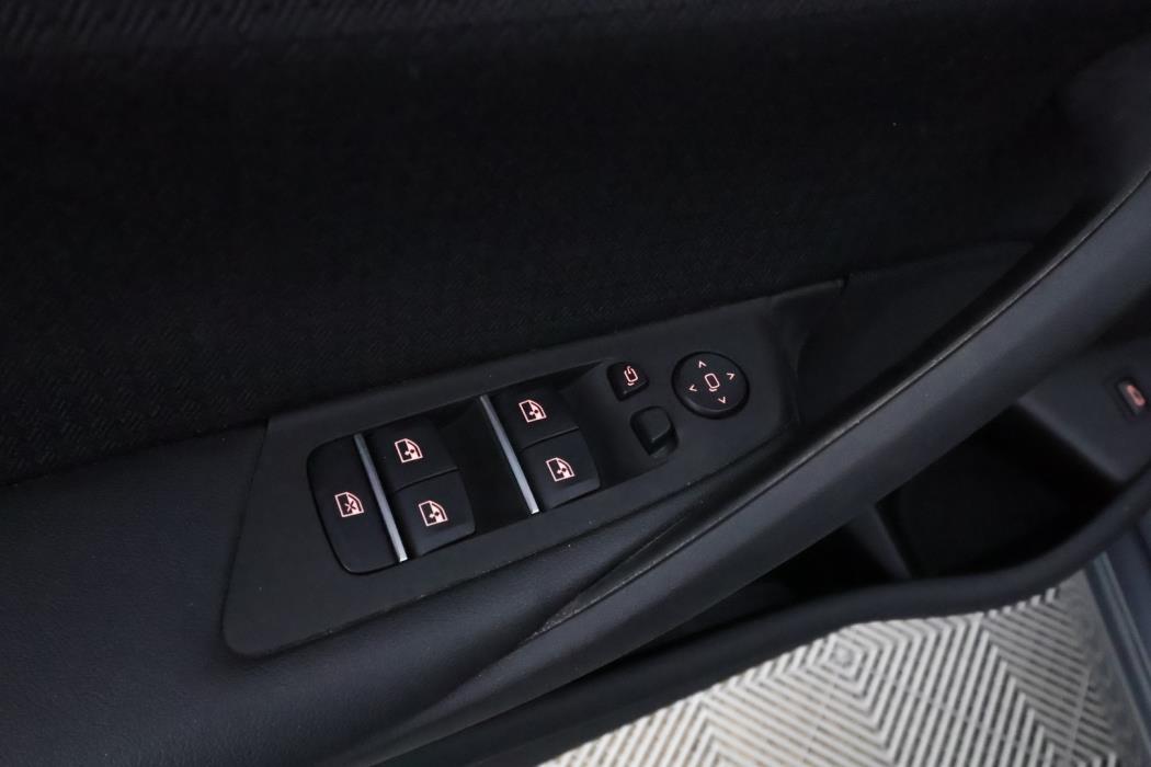 BMW 518 2018