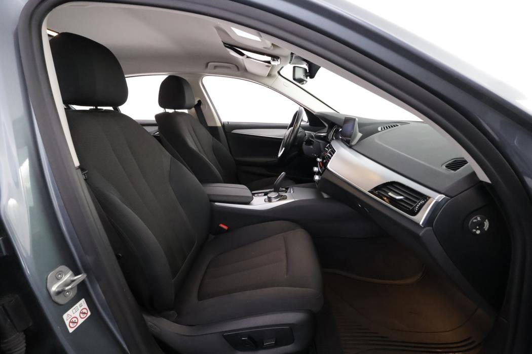 BMW 518 2018