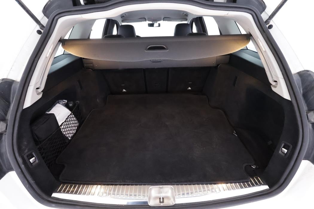 MERCEDES-BENZ C 2019