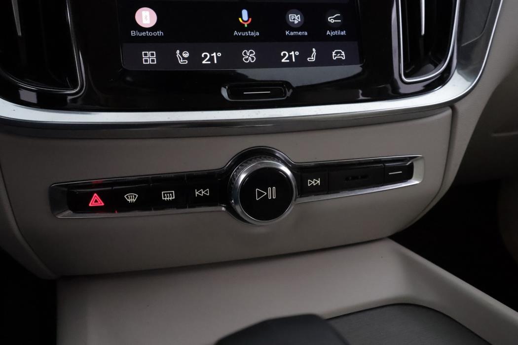 VOLVO V60 Cross Country 2023