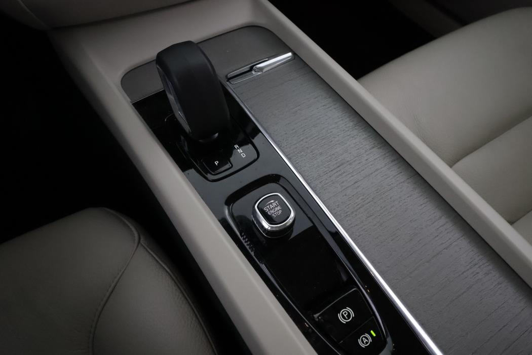VOLVO V60 Cross Country 2023