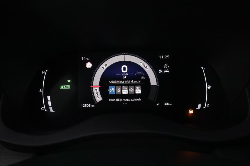 TOYOTA Yaris Cross 2024