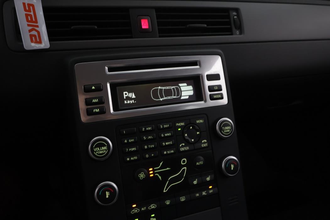 VOLVO V70 2010