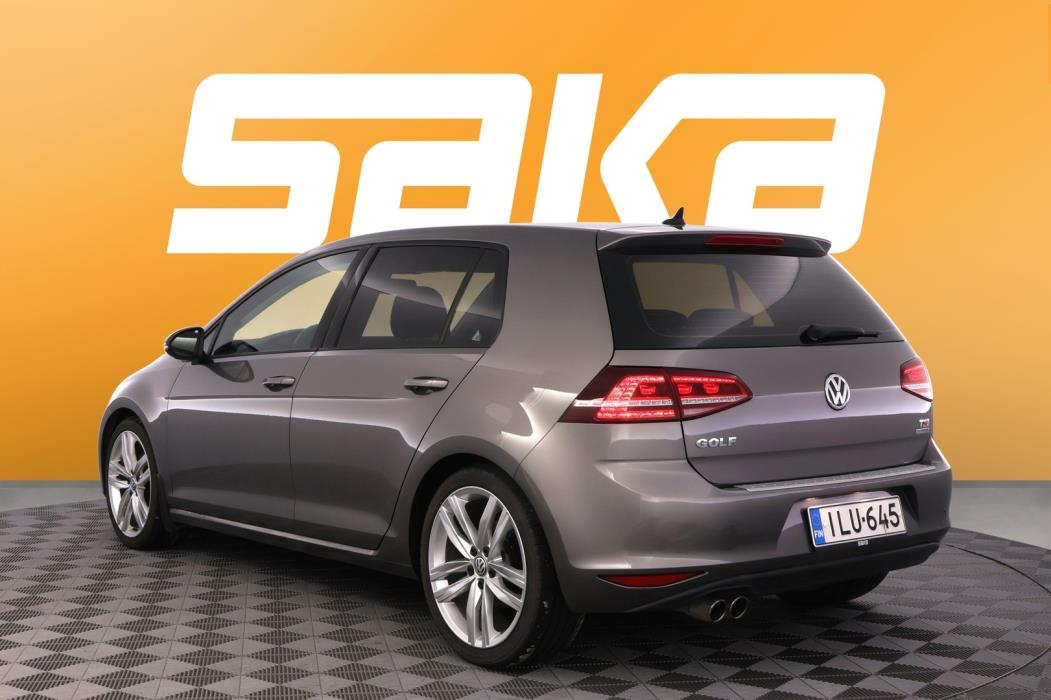 VOLKSWAGEN Golf 2014
