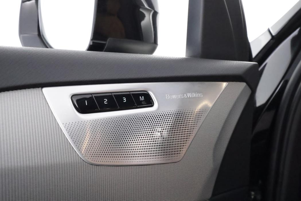 VOLVO XC90 2016