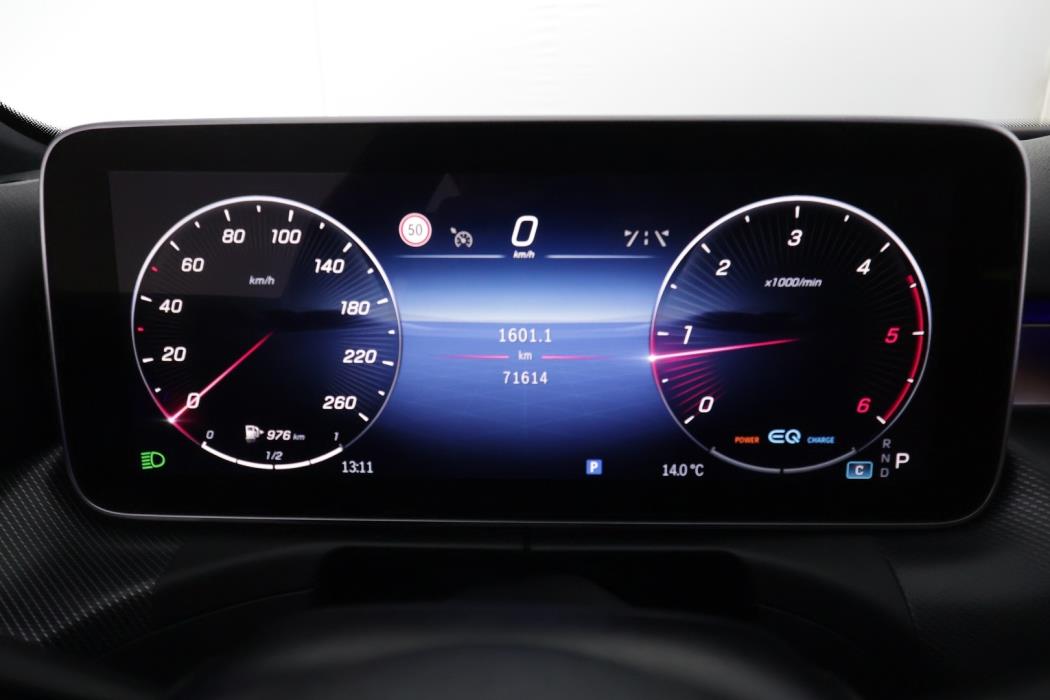 MERCEDES-BENZ C 2022