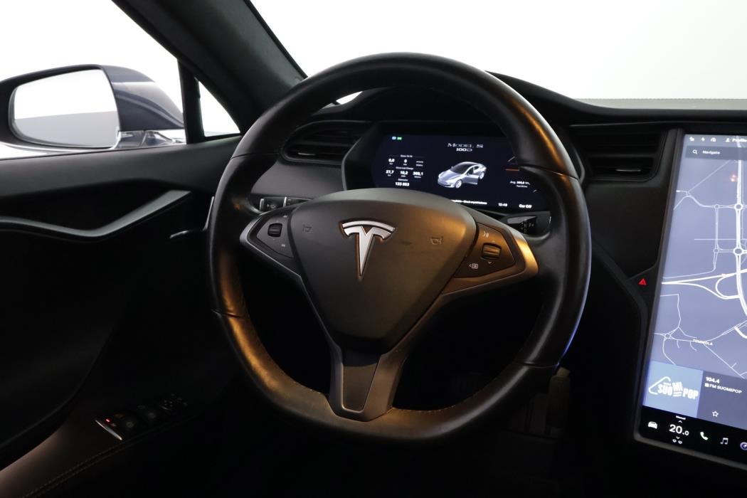 TESLA Model S 2018