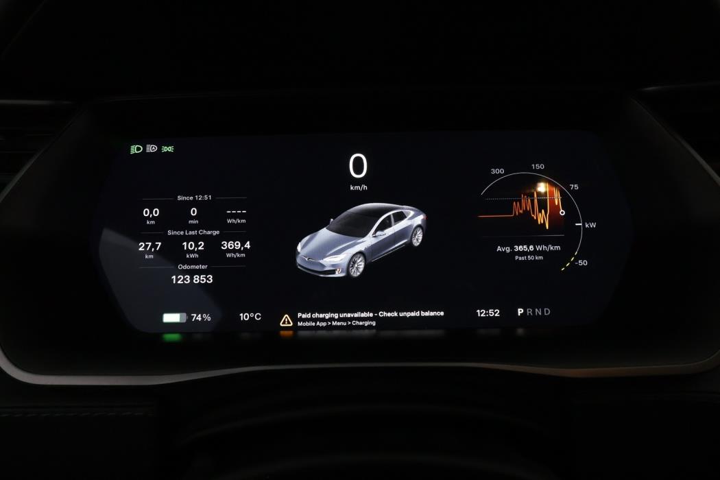 TESLA Model S 2018