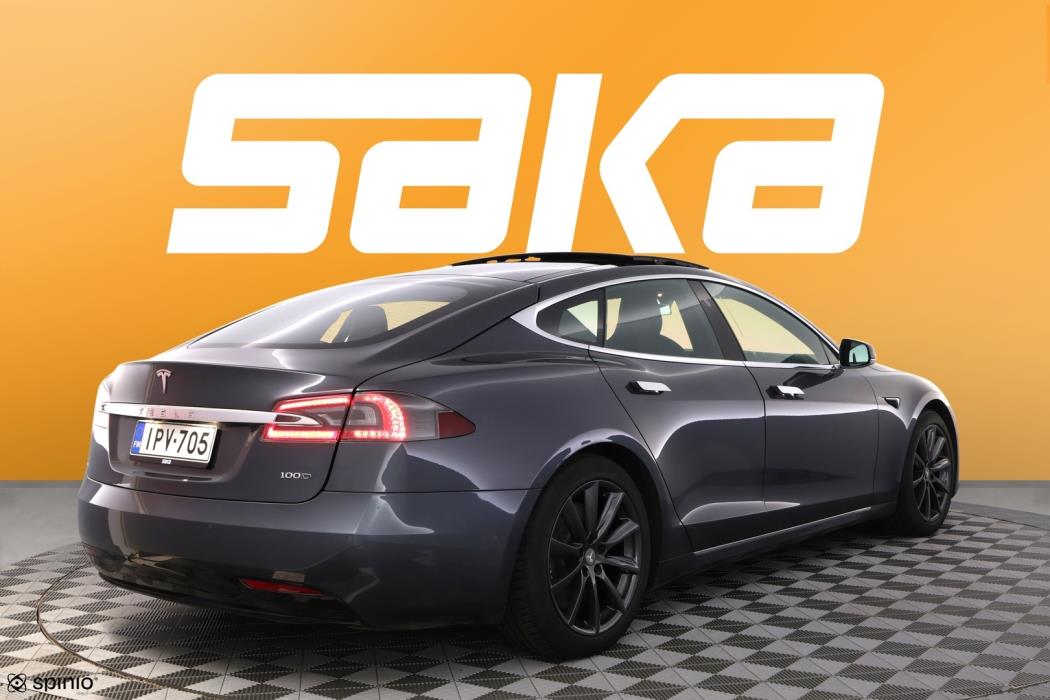 TESLA Model S 2018