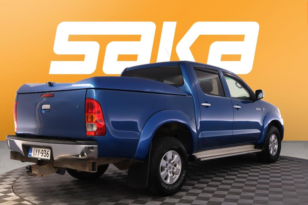 TOYOTA Hilux 2010