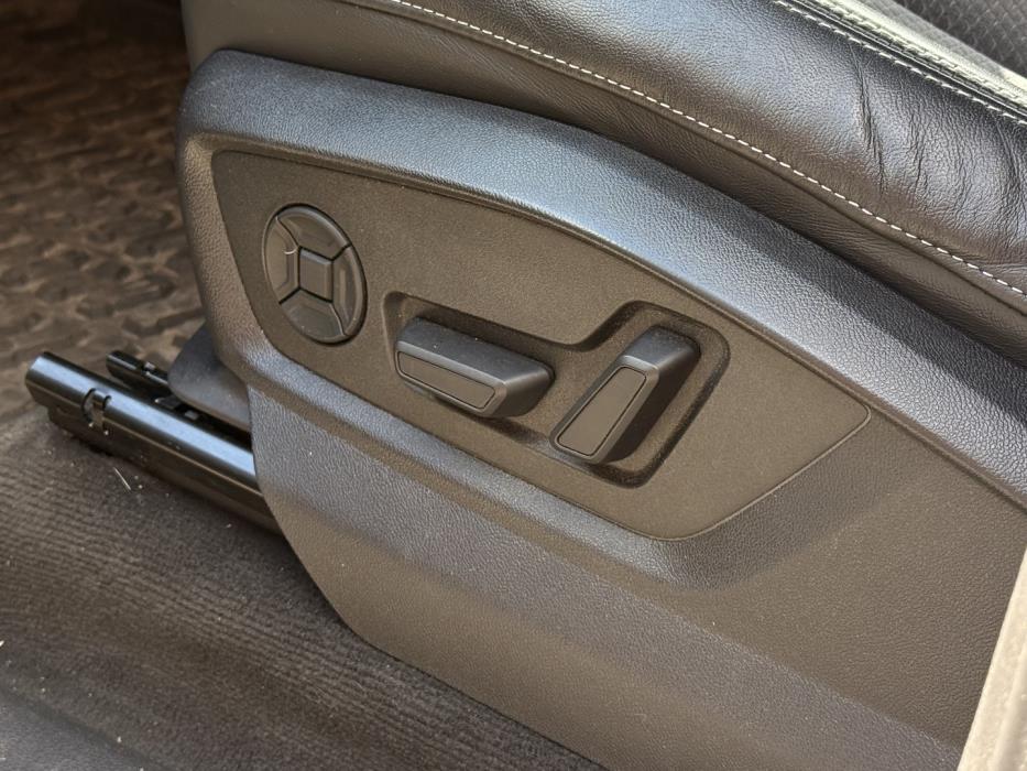 AUDI Q7 2021