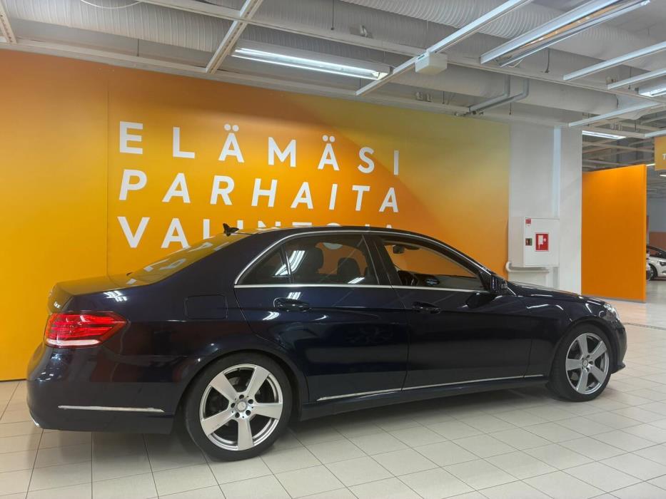 MERCEDES-BENZ E 2014