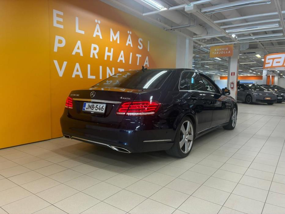 MERCEDES-BENZ E 2014