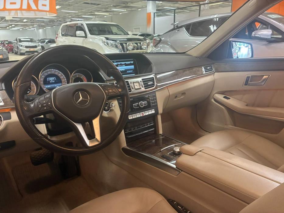 MERCEDES-BENZ E 2014