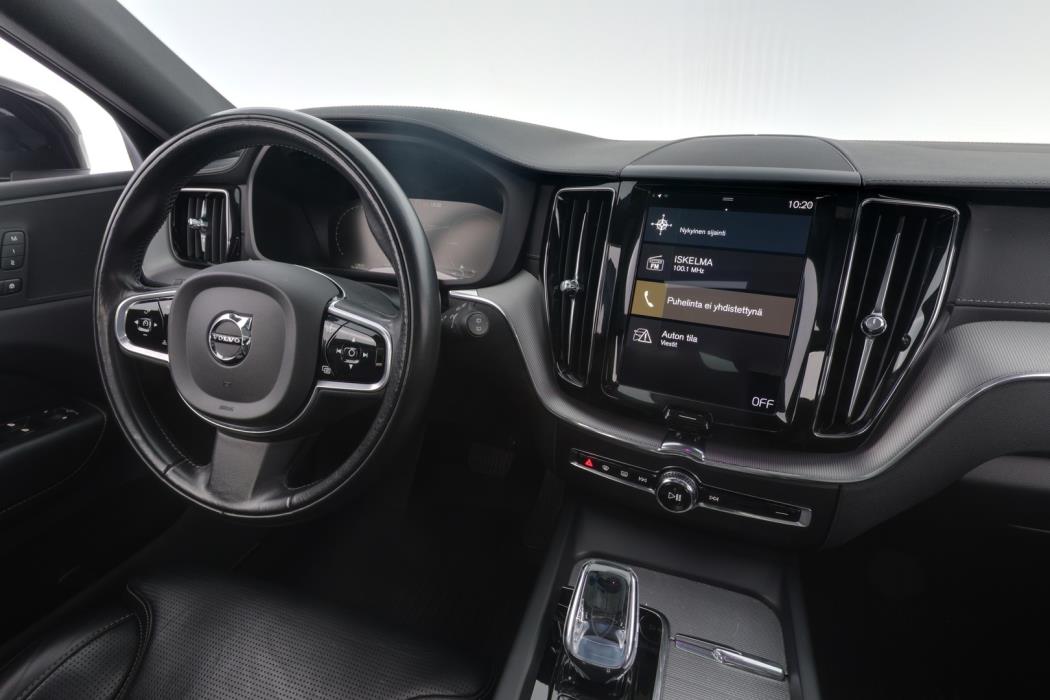 VOLVO XC60 2020