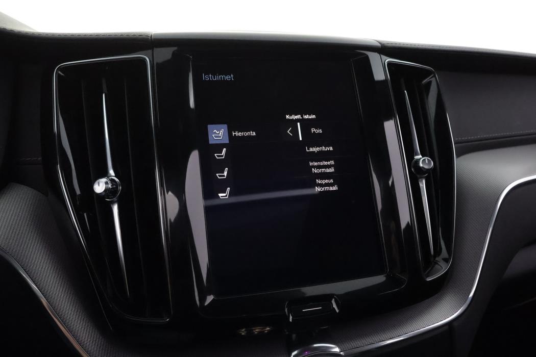 VOLVO XC60 2020