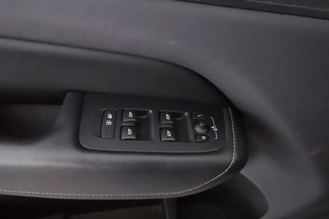 VOLVO XC60 2020