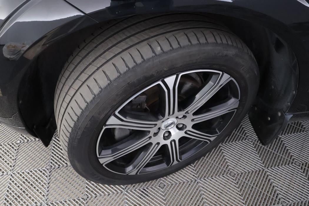 VOLVO XC60 2020