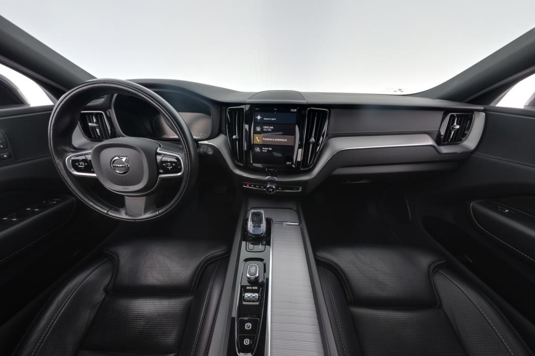VOLVO XC60 2020