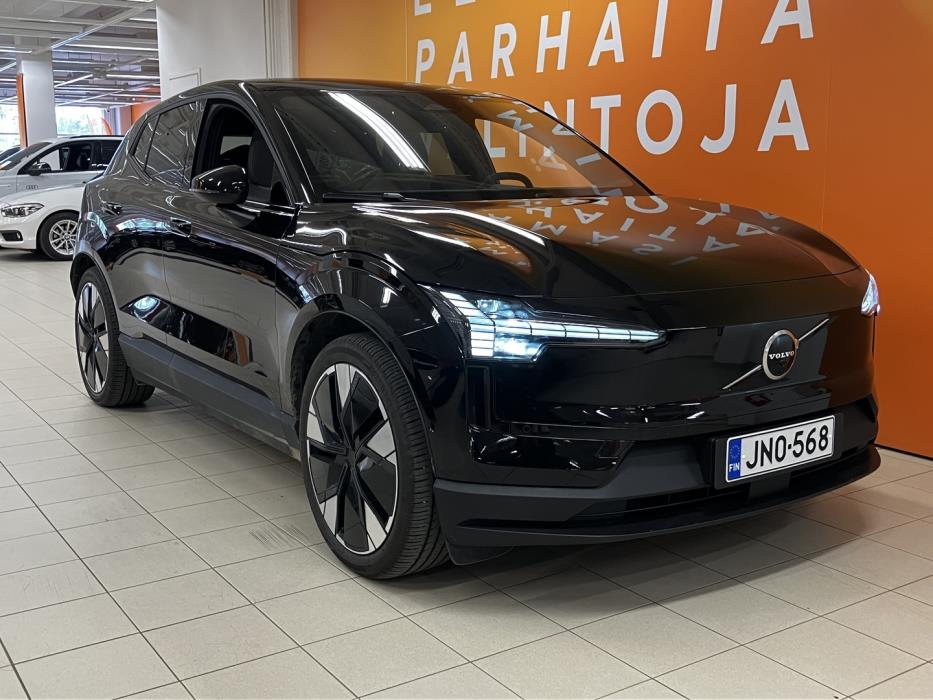 VOLVO EX30 2025