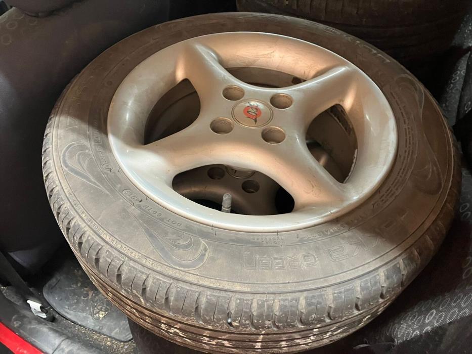 TOYOTA Yaris 2004