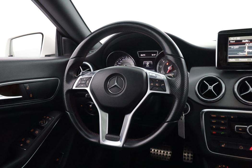 MERCEDES-BENZ CLA 2013