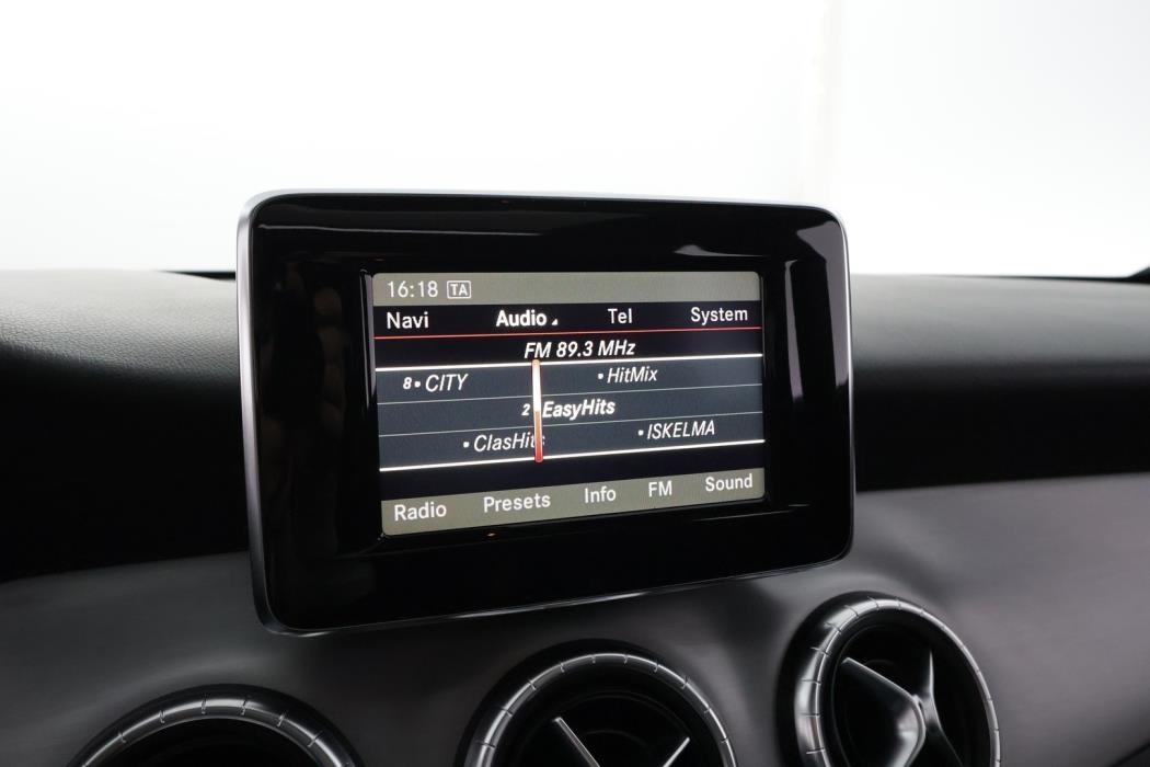 MERCEDES-BENZ CLA 2013