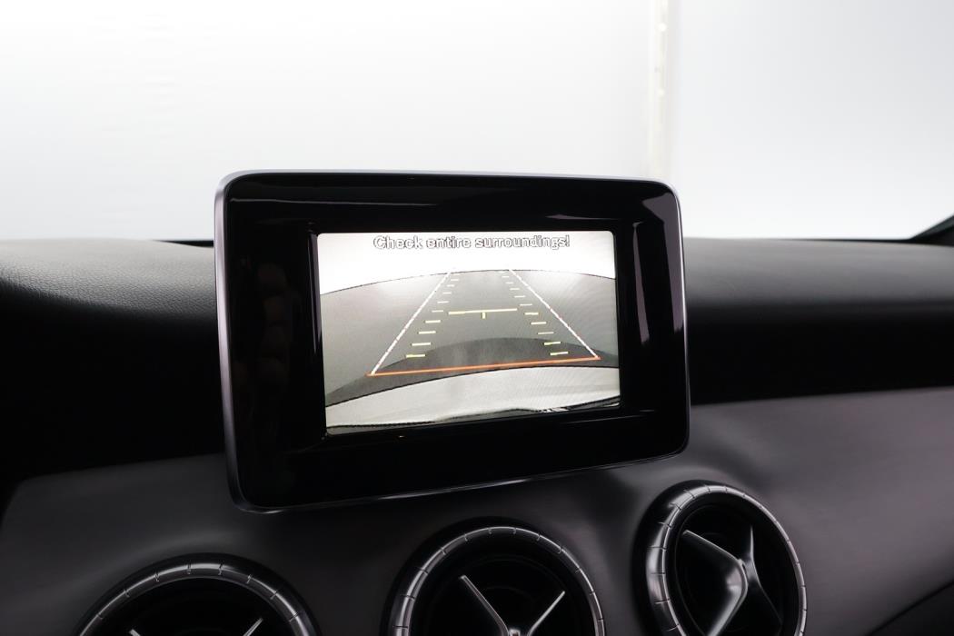 MERCEDES-BENZ CLA 2013