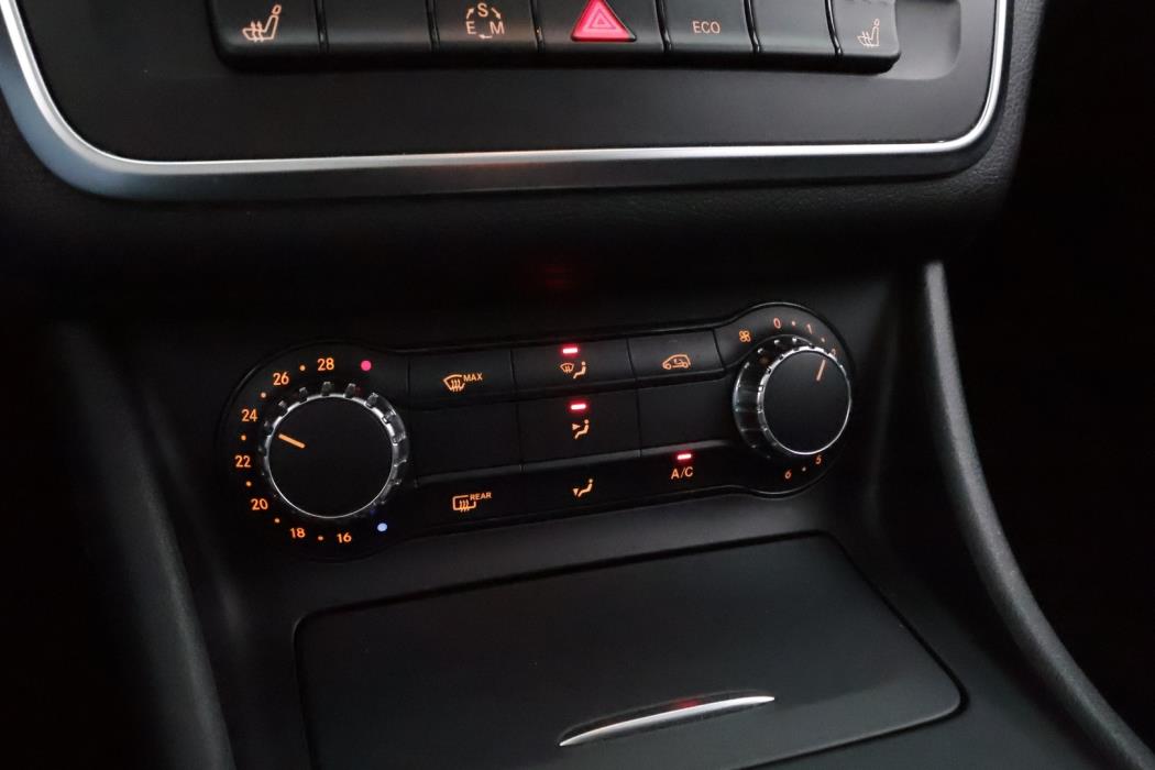 MERCEDES-BENZ CLA 2013