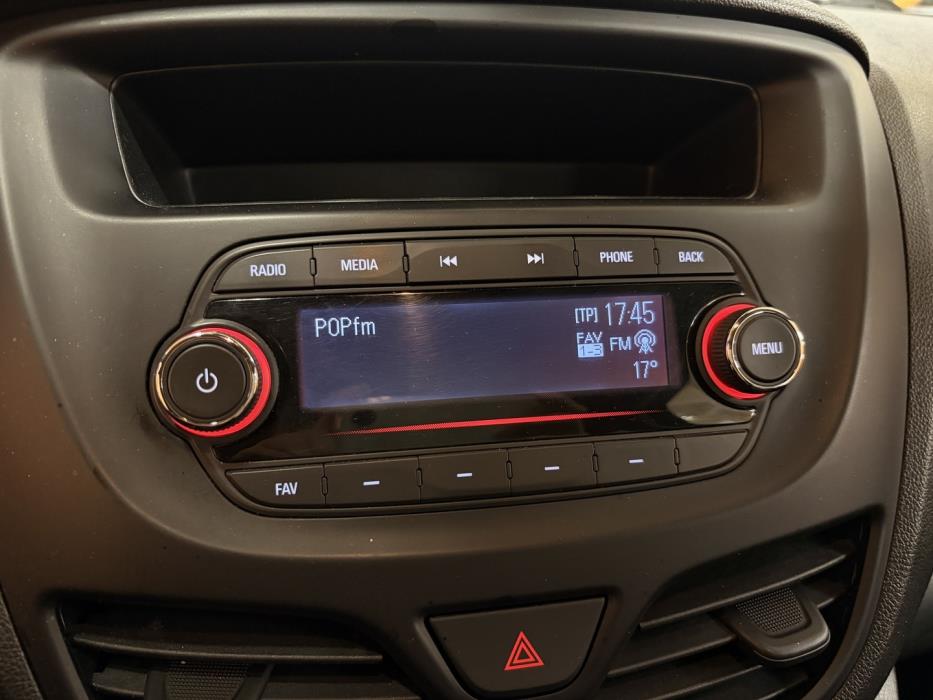 OPEL KARL 2016