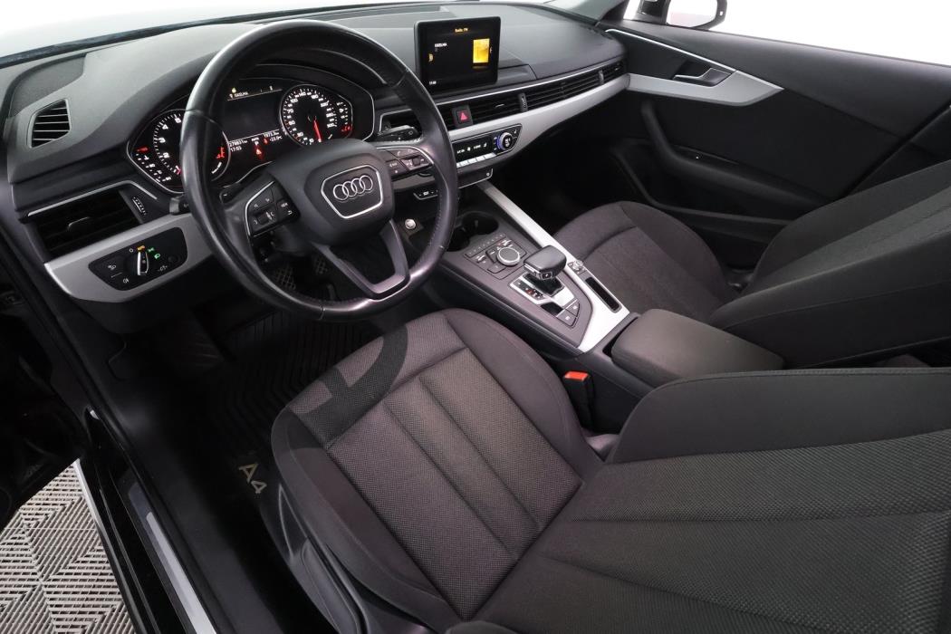 AUDI A4 2016